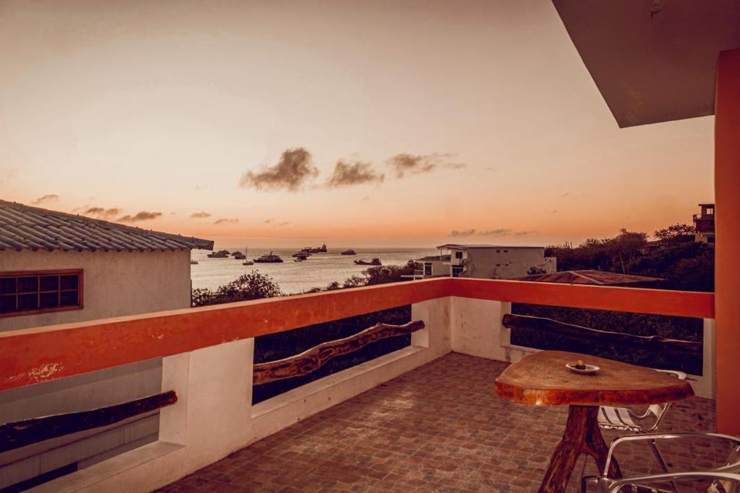 Hotel Casa De Nelly Puerto Baquerizo Moreno Zewnętrze zdjęcie