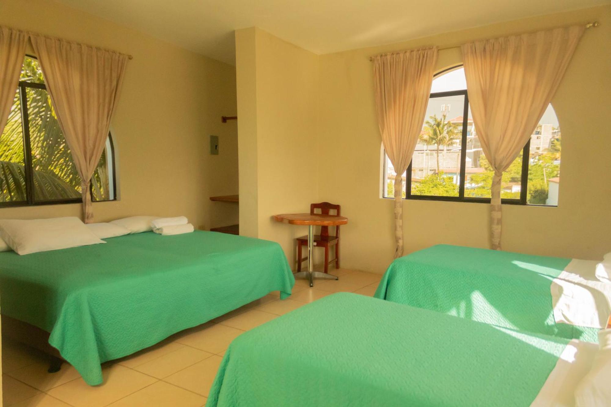 Hotel Casa De Nelly Puerto Baquerizo Moreno Zewnętrze zdjęcie